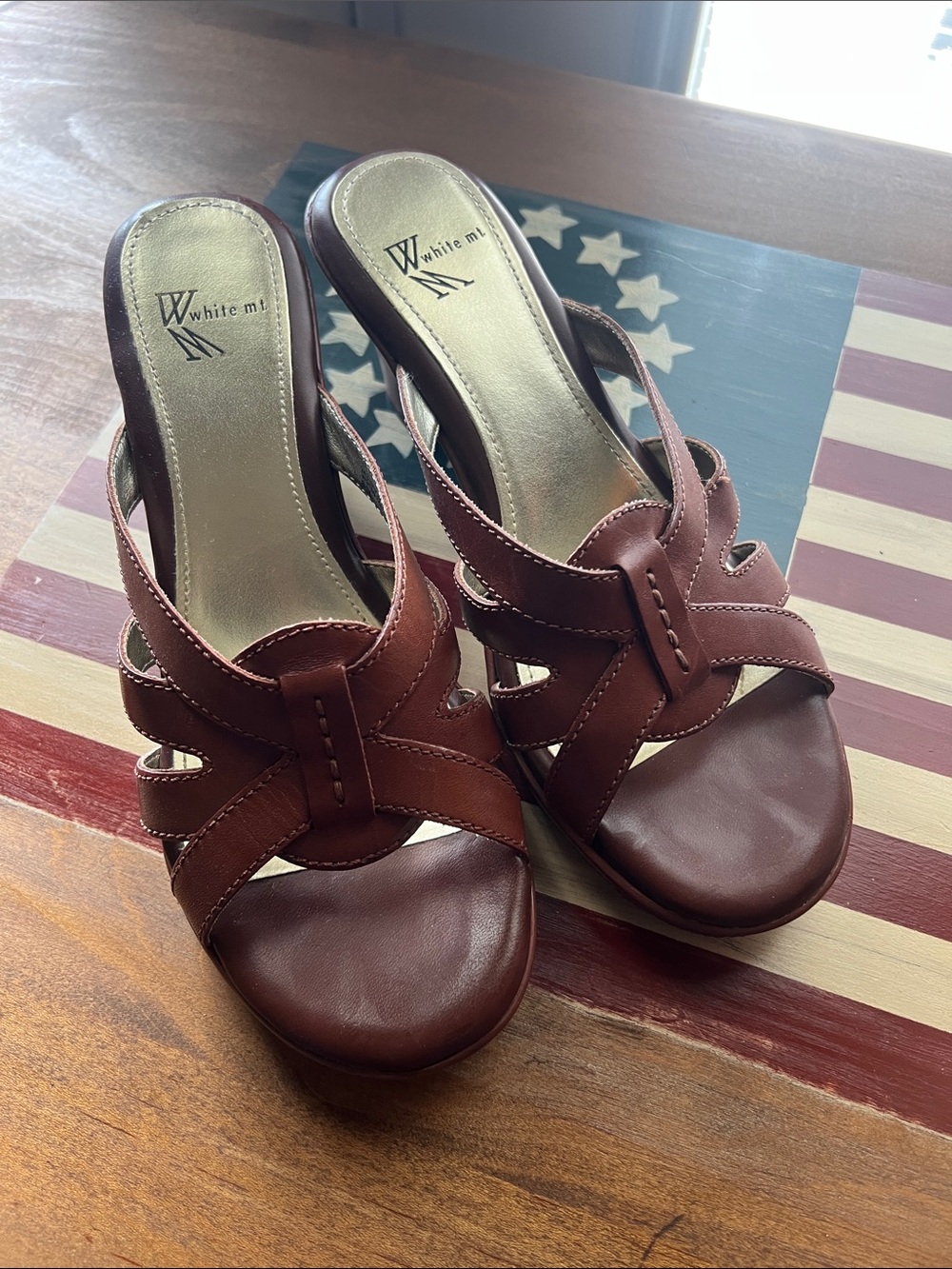 White Mountain Brown Leather Slide Mules